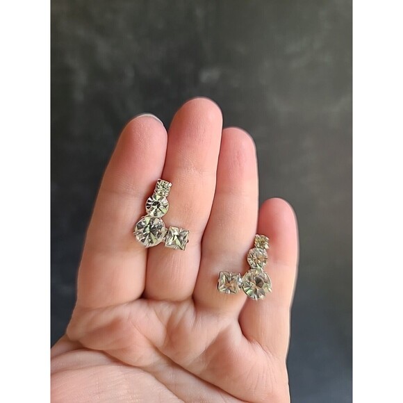 Prong Set Clear Rhinestone Screwback Earrings Vintage - Picture 2 of 10